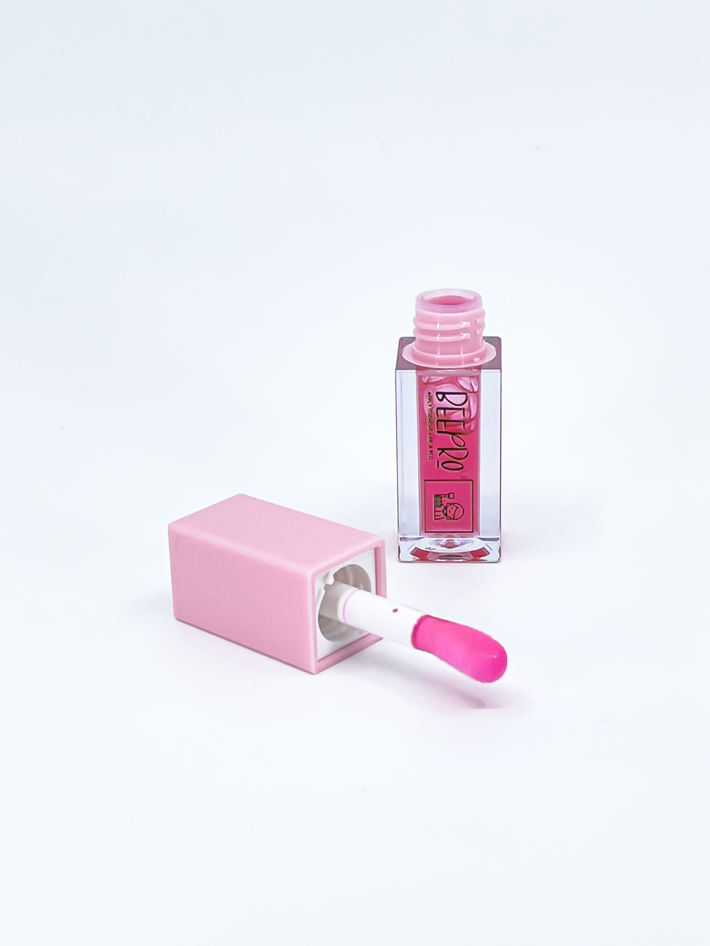 BeePro Glow Gloss Drip – Ultra-Shine Lip Gloss